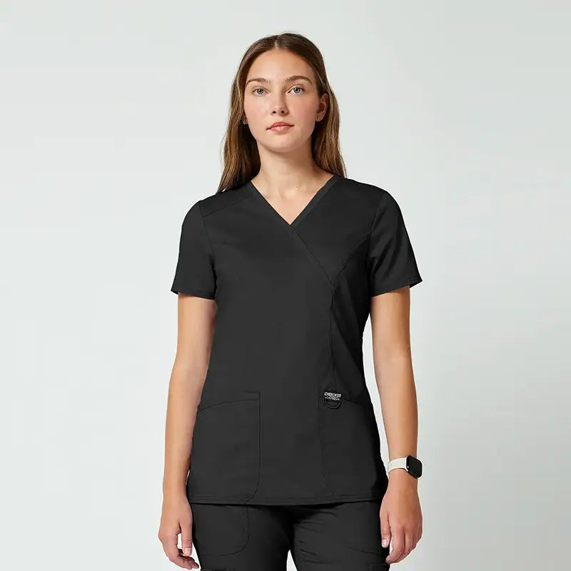 Uniformes sanitarios para médicos y auxiliares de enfermería