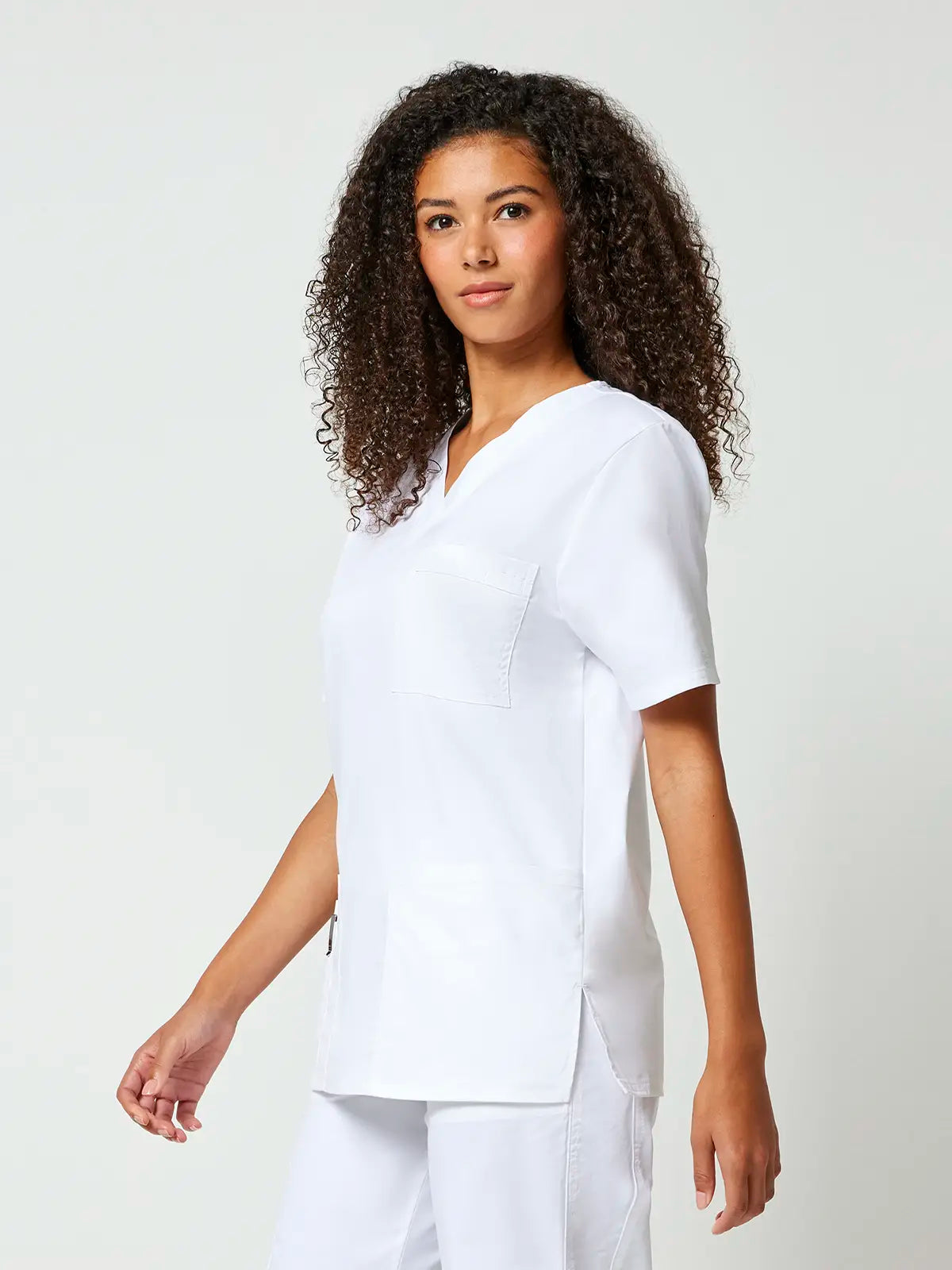 Casaca sanitaria unisex cuello pico Cherokee Core Stretch WWE4725