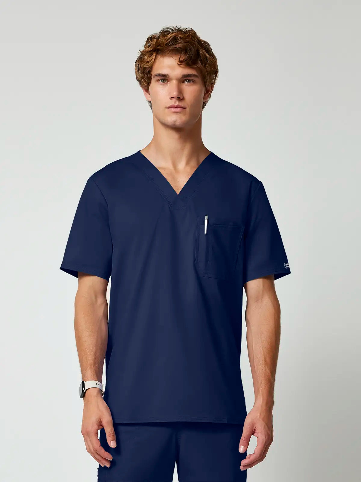 Casaca sanitaria con cuello pico hombre Cherokee Core Stretch WWE4743