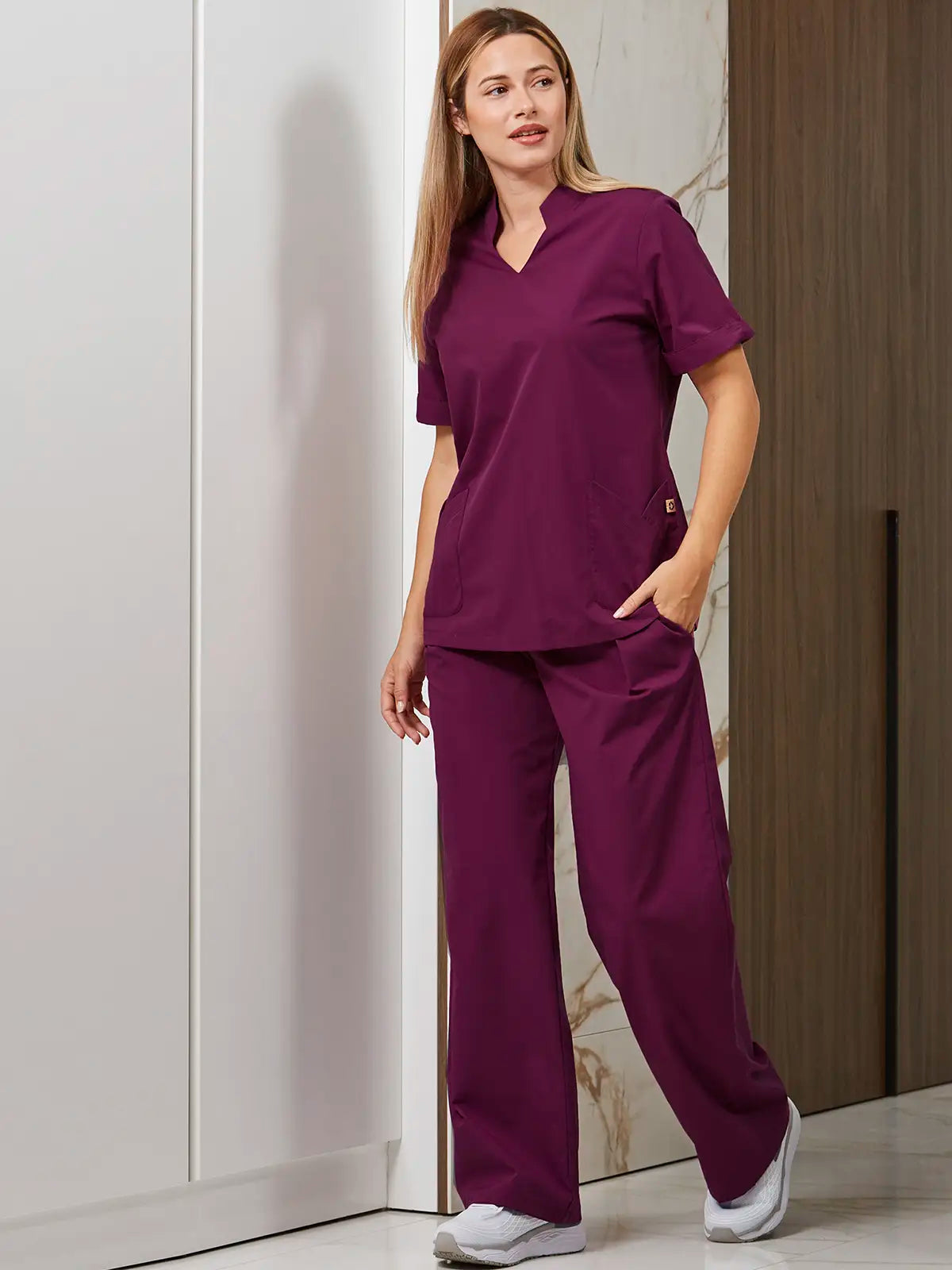 Pantalón de mujer recto con pinzas Gary's 700077