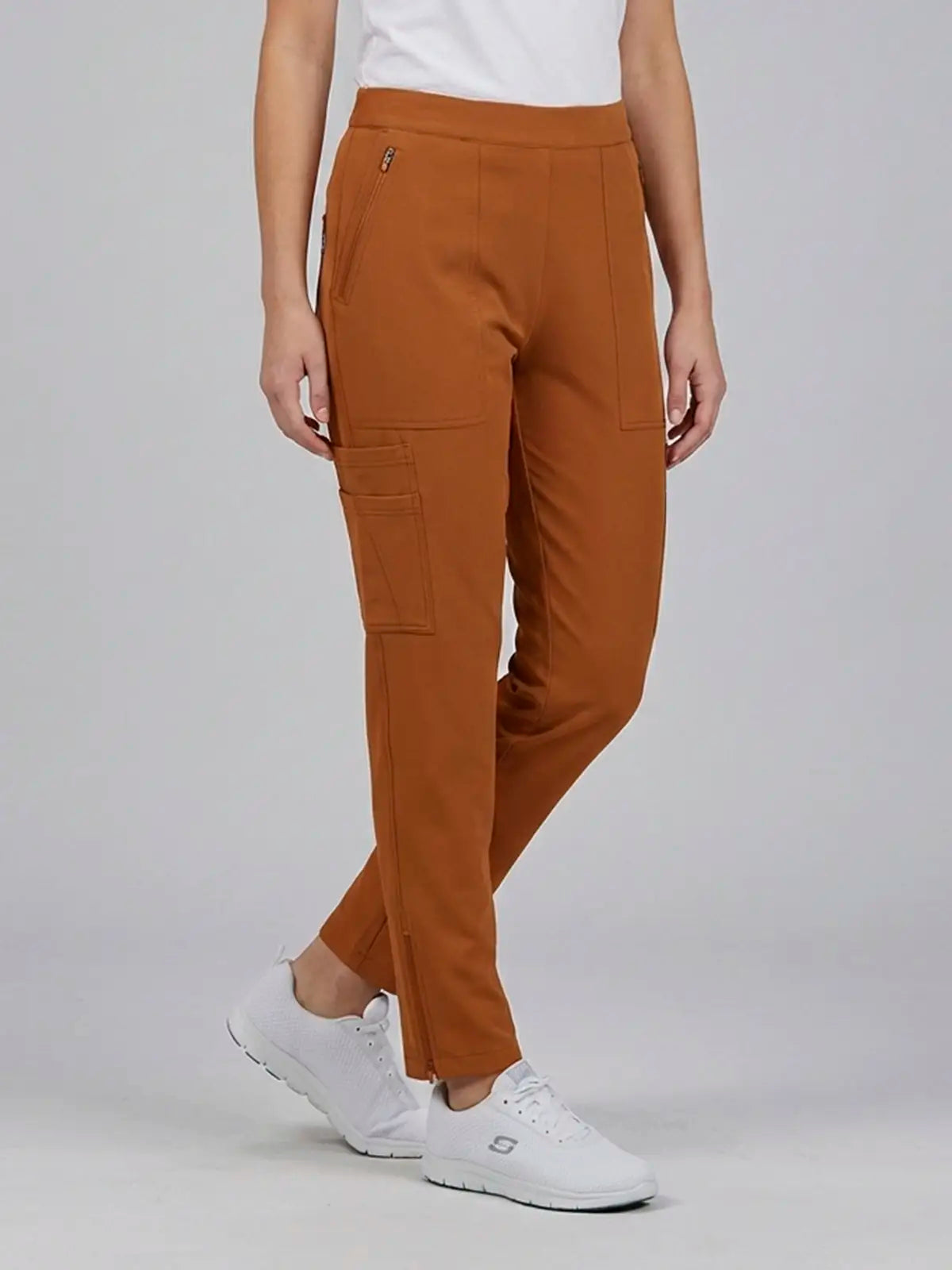 Pantalón de mujer con cremallera en bajos Gary's 700079