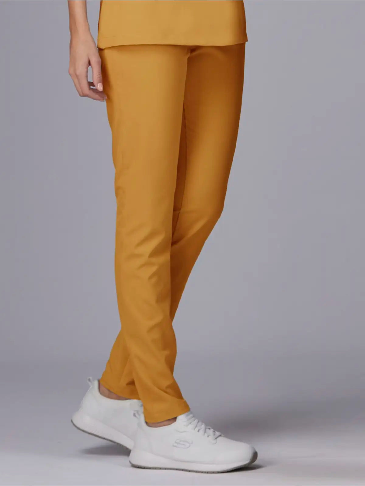 Pantalón de mujer bajo pitillo bolsillos americanos Gary's 704800