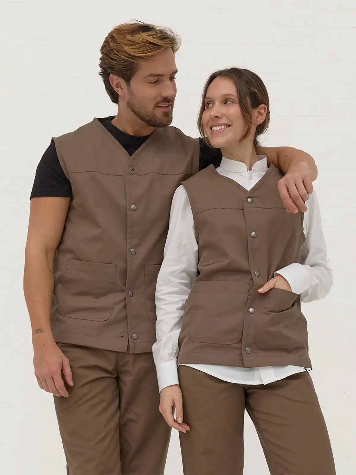 Chaleco unisex Martiform Workwear marrón claro
