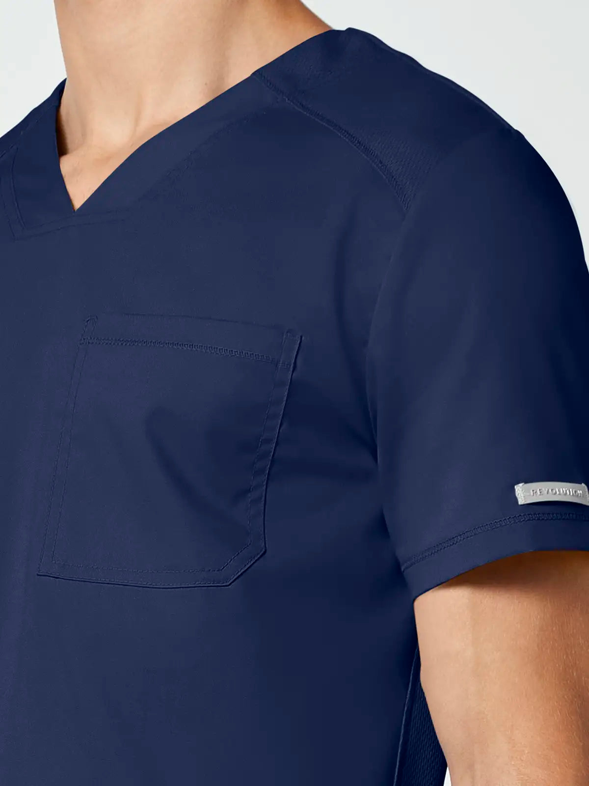 Casaca sanitaria hombre cuello pico Cherokee Revolution WWE603