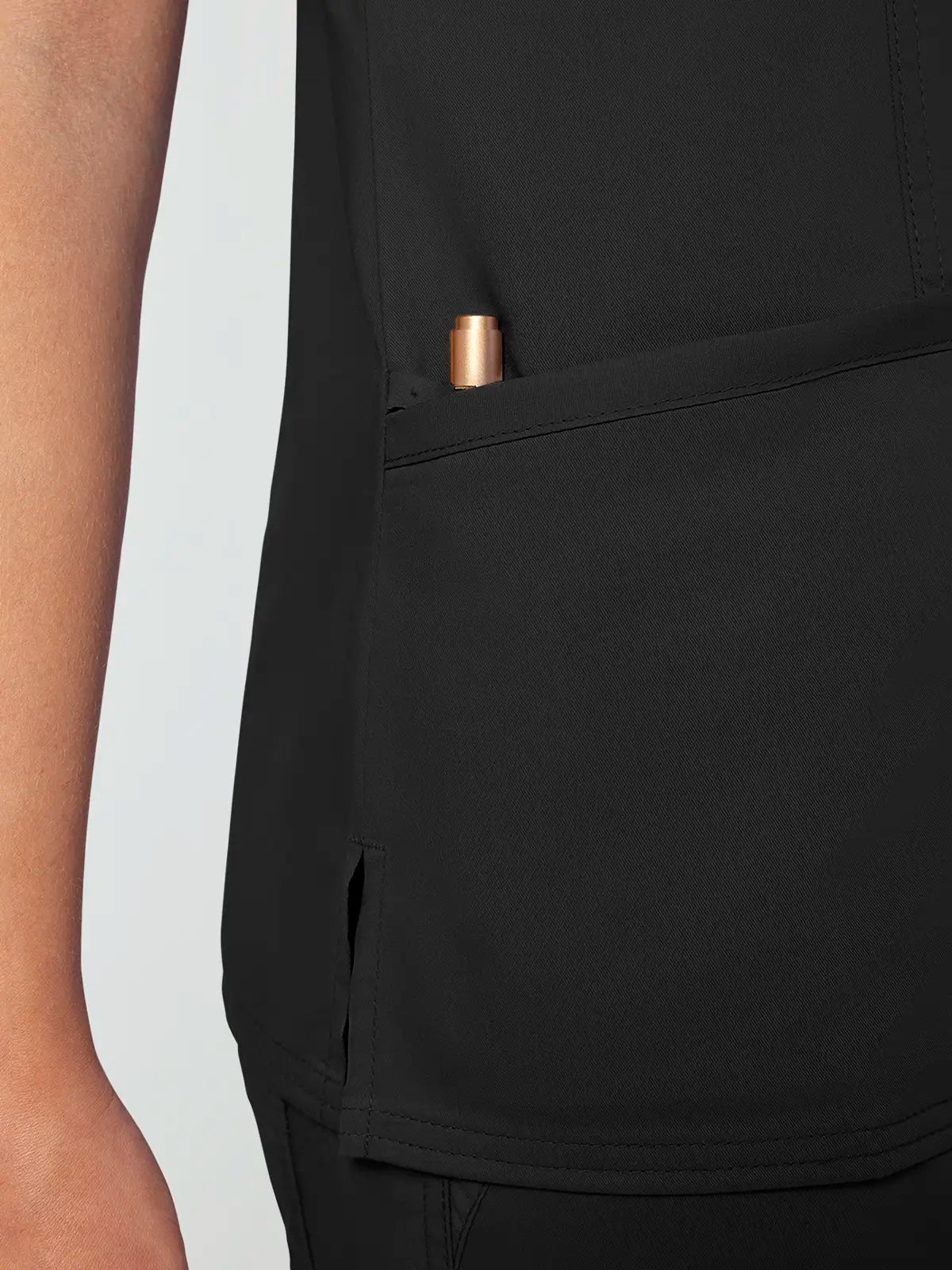 Pijama sanitario Cherokee Revolution WWE610 + WWE105