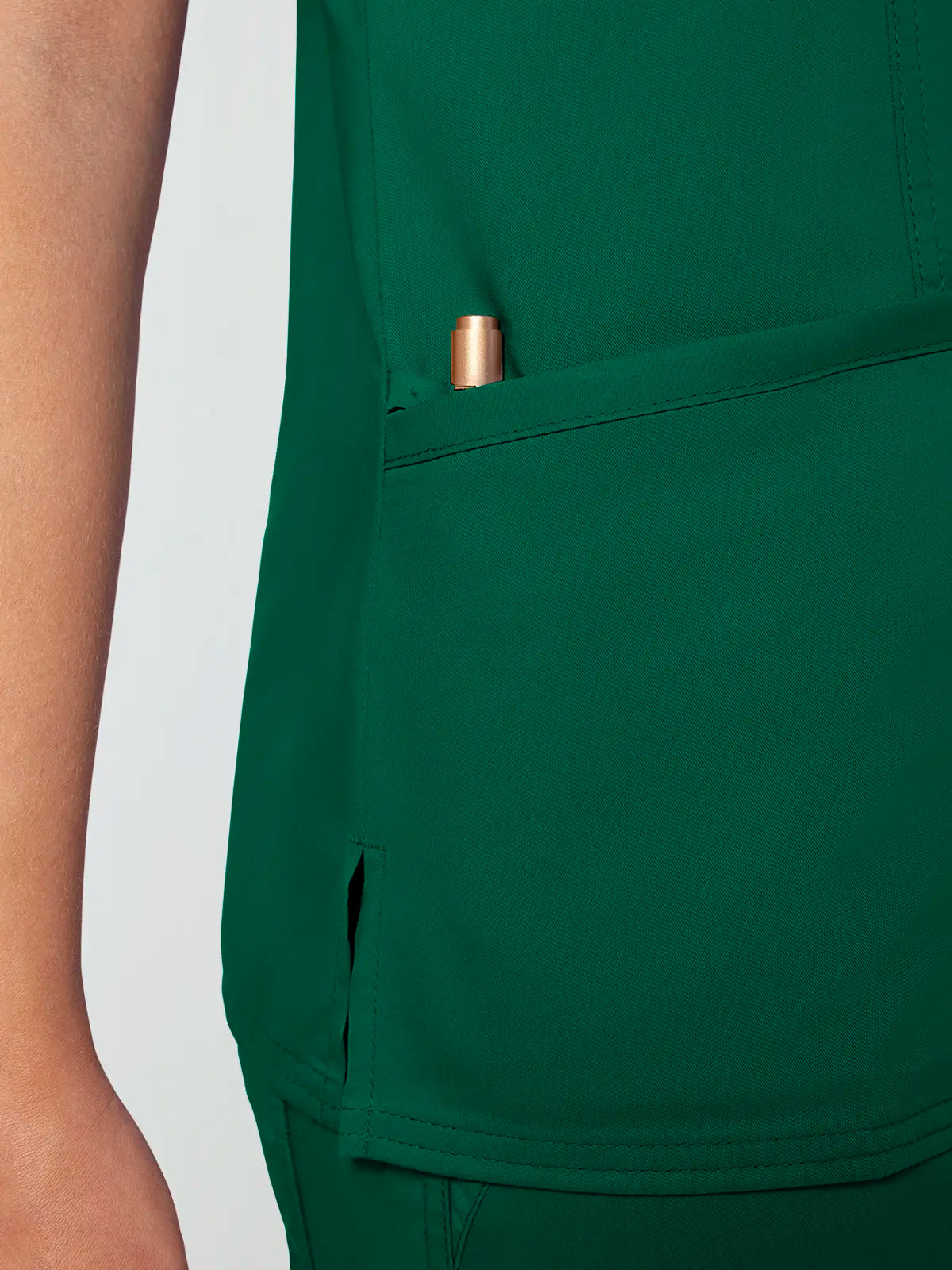 Pijama sanitario Cherokee Revolution WWE610 + WWE105