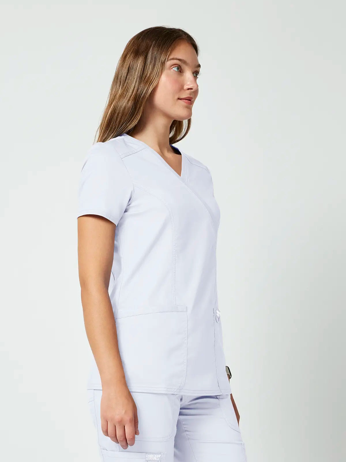 Pijama sanitario Cherokee Revolution WWE610 + WWE105