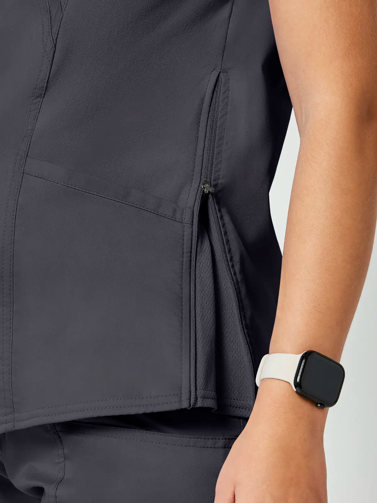 Casaca sanitaria mujer premamá cruzado simulado Cherokee Revolution WWE688